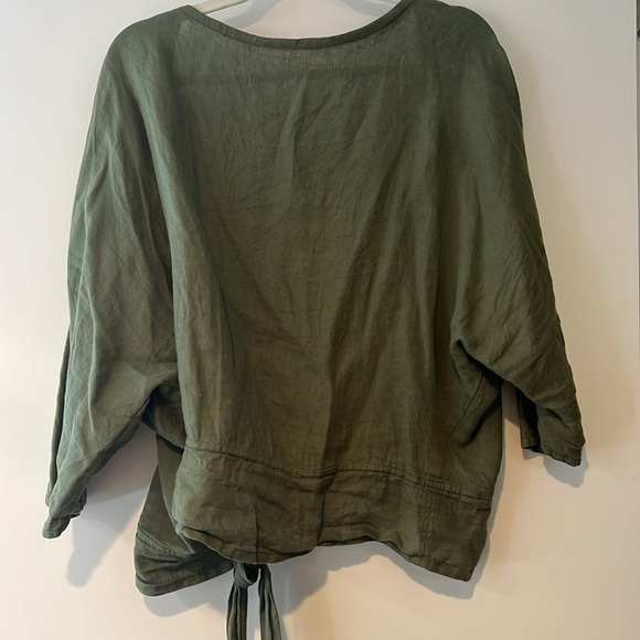 HEEL Athens Lab linen wrap top - Picture 2 of 6